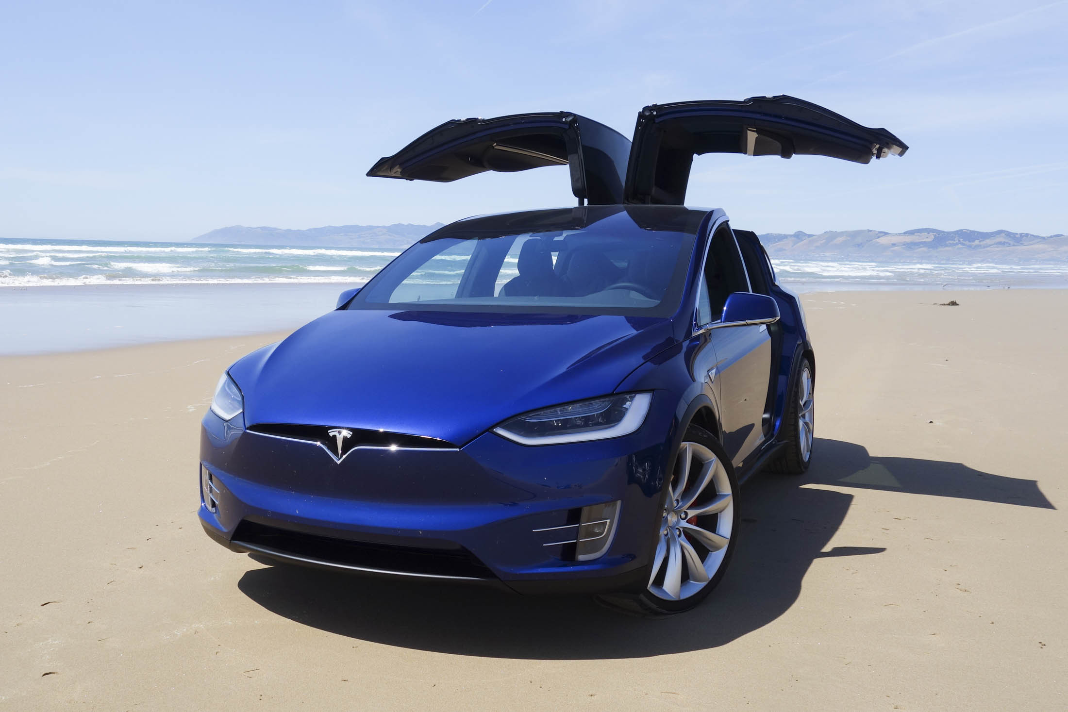 Модель икс. Машина Tesla model x. Электрокар Tesla model x. Tesla model x синяя. Tesla model x Blue.